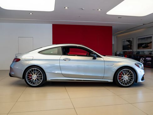 Used 2023 Mercedes-Benz C 63 AMG S image 7