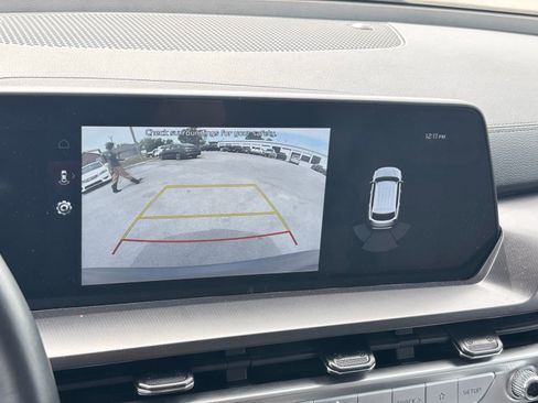 Used 2025 Kia Telluride S image 11