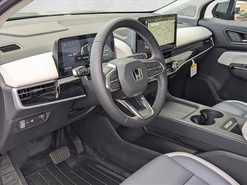 New 2026 Honda Prologue Touring image 3