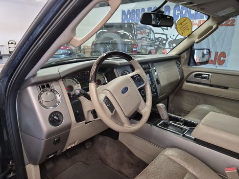 Used 2014 Ford Expedition Limited w/ Equipment Group 301A RWD image 12