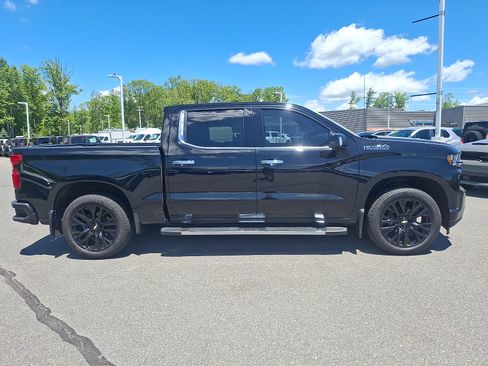 Used 2021 Chevrolet Silverado 1500 High Country w/ Technology Package AWD/4WD image 7