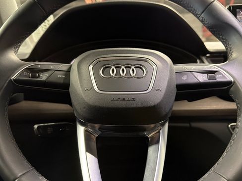 Used 2023 Audi Q5 2.0T Premium Plus w/ Premium Plus Package AWD/4WD image 22