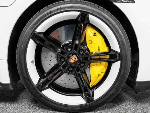 Used 2022 Porsche Taycan Turbo S image 41