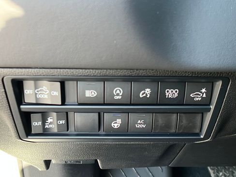 New 2026 Toyota Tundra Platinum image 27