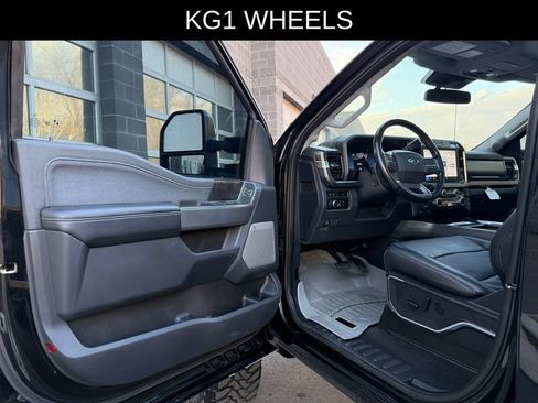 Used 2023 Ford F250 Lariat w/ Chrome Package AWD/4WD image 31