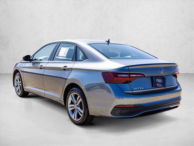 Used 2024 Volkswagen Jetta SE FWD image 7