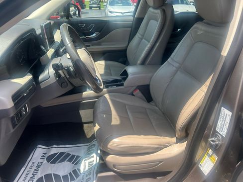 Used 2020 Lincoln Corsair Reserve AWD/4WD image 10