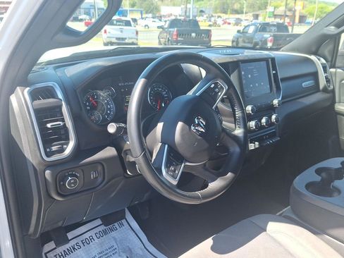 Used 2024 RAM 2500 Big Horn AWD/4WD image 11