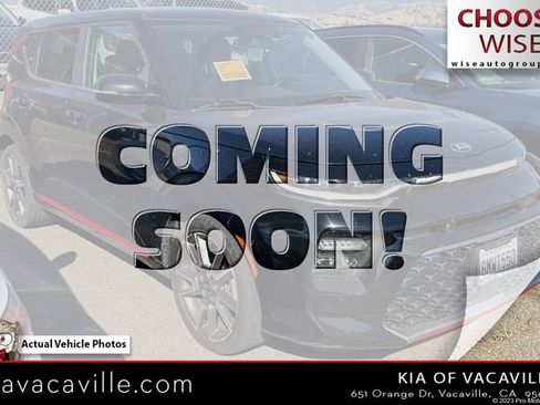 Used 2020 Kia Soul GT-Line Turbo FWD image 1