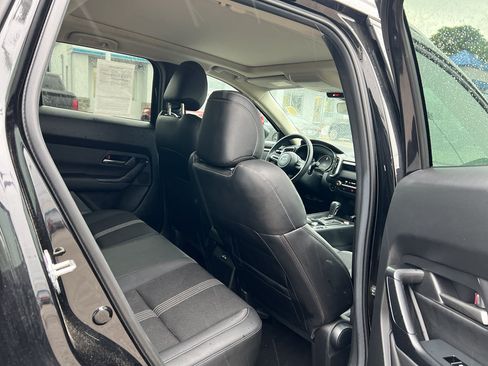 Used 2026 MAZDA CX-50 AWD 2.5 S w/ Preferred Pkg image 11
