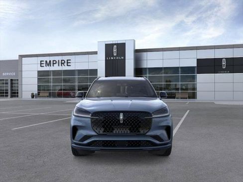 New 2026 Lincoln Aviator AWD w/ Jet Appearance Package image 6