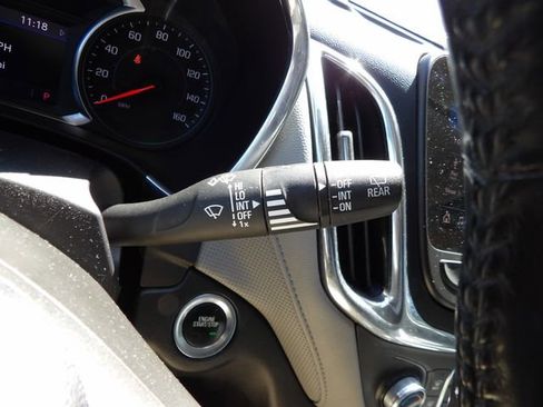 Used 2019 Chevrolet Equinox Premier FWD image 19