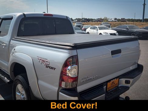 Used 2011 Toyota Tacoma 4x4 Double Cab w/ TRD Sport Pkg image 20