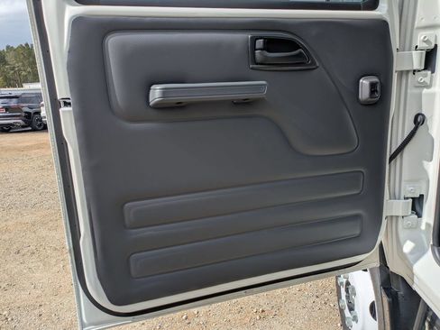New 2026 Chevrolet Low Cab Forward RWD image 16