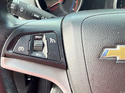 Used 2014 Chevrolet Cruze LT image 7