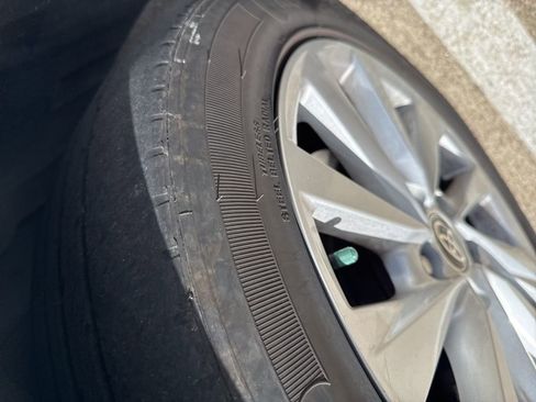 Used 2022 Toyota Camry LE image 10