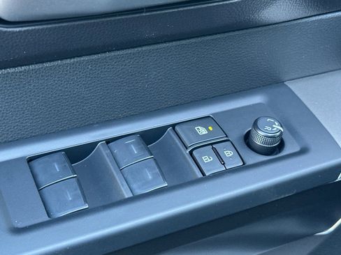 New 2026 Toyota Tundra SR5 image 12