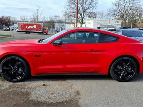 Used 2022 Ford Mustang GT Premium w/ Equipment Group 401A image 3