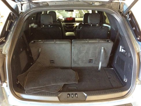 Used 2025 Ford Explorer ST-Line image 5