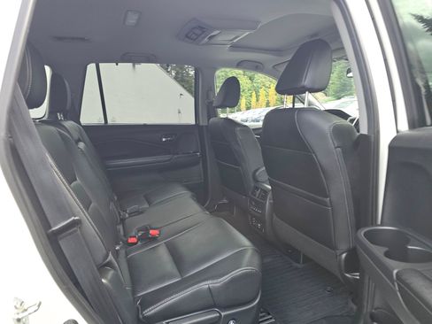 Used 2017 Honda Pilot Touring image 15