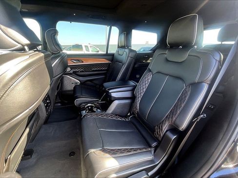 Used 2023 Jeep Grand Cherokee L Summit image 21