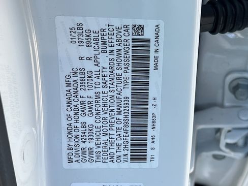 Used 2025 Honda Civic Sport image 27