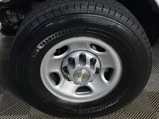 Used 2023 Chevrolet Express 2500 w/ Driver Convenience Package RWD image 34