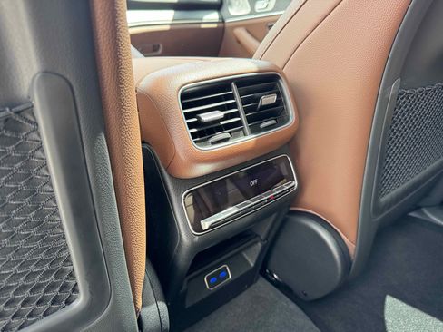 New 2025 Mercedes-Benz GLS 450 4MATIC image 28