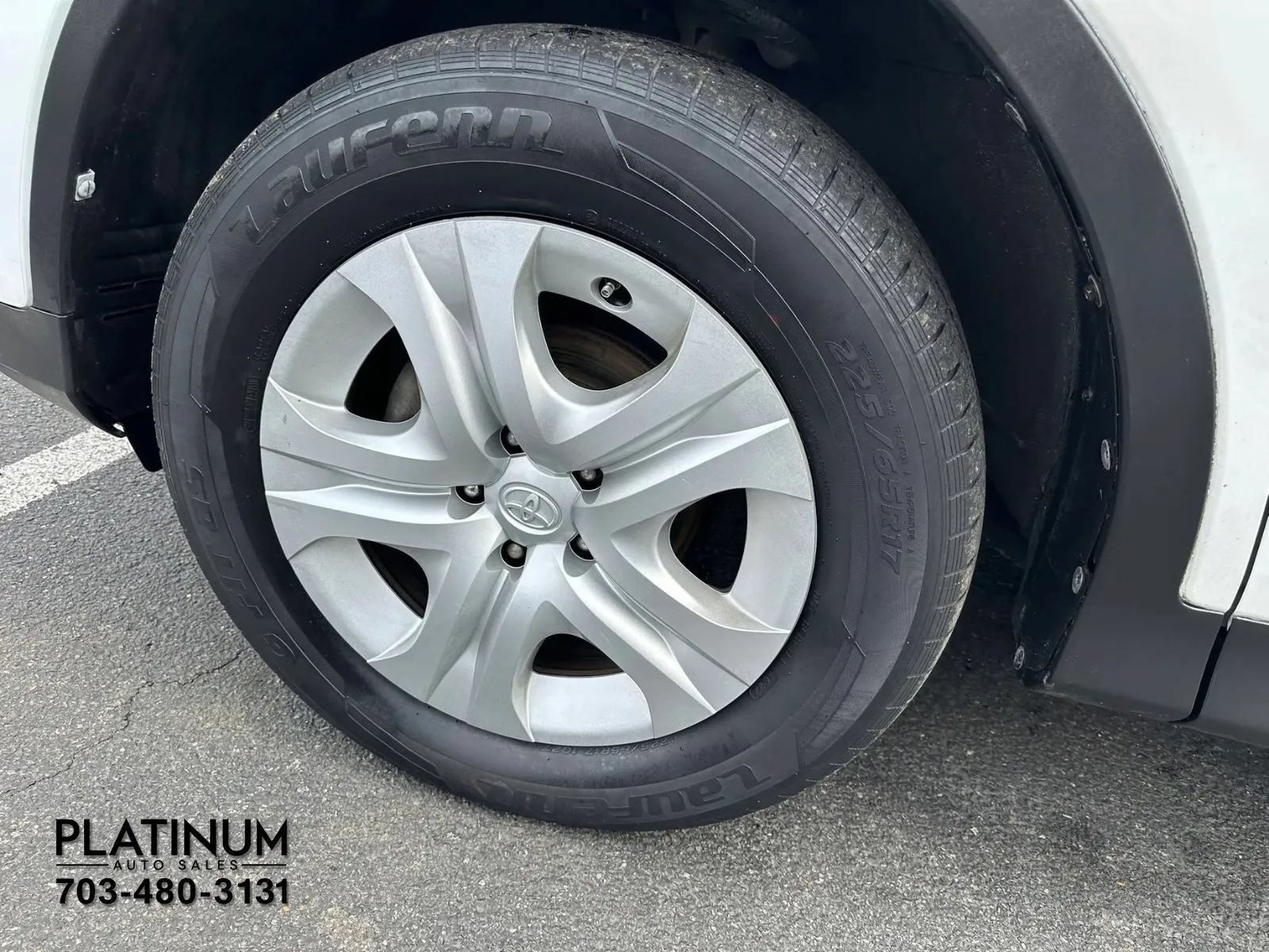 Used 2015 Toyota RAV4 LE AWD/4WD image 19