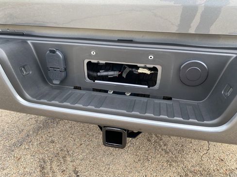 Certified 2022 GMC Canyon Elevation w/ Trailering Package image 18