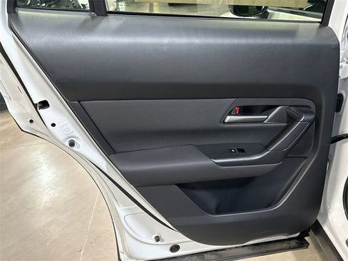 Certified 2025 MAZDA CX-50 2.5 Hybrid w/ Weather Package image 11