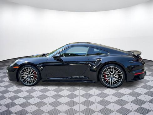 Used 2022 Porsche 911 Turbo AWD/4WD image 2