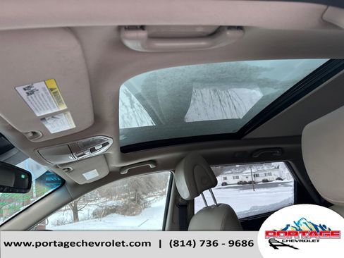 Used 2017 Hyundai Santa Fe SE image 25