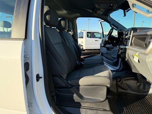 New 2026 Ford F250 XL w/ XL Chrome Package image 23