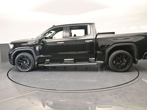 Used 2023 GMC Sierra 1500 Denali w/ Technology Package image 3