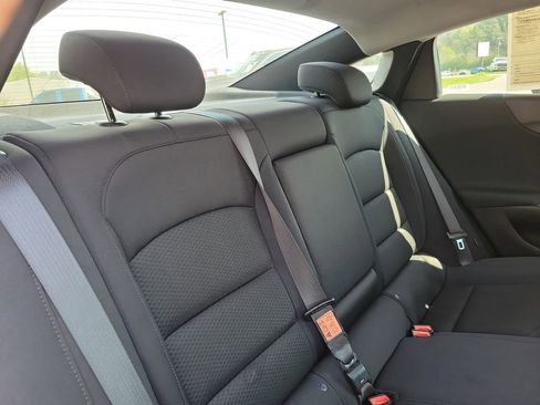 Used 2023 Chevrolet Malibu LT image 34