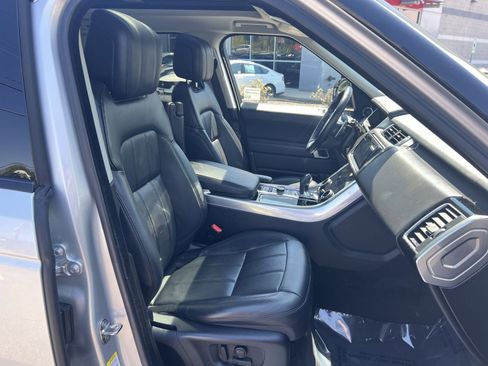 Used 2020 Land Rover Range Rover Sport HSE Dynamic image 35