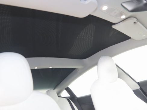 Used 2021 Tesla Model 3 Long Range image 12