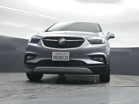 Used 2019 Buick Encore Essence FWD image 47