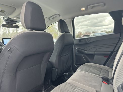 Certified 2022 Ford Escape SE image 9