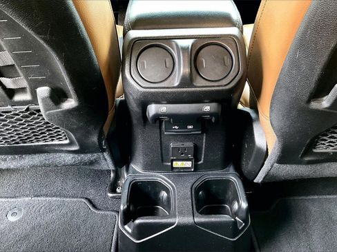 Certified 2020 Jeep Gladiator Rubicon image 16