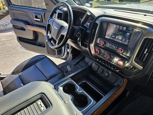 Used 2019 Chevrolet Silverado 3500 High Country w/ Duramax Plus Package image 22