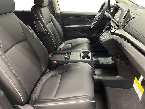New 2026 Honda Odyssey Touring image 26