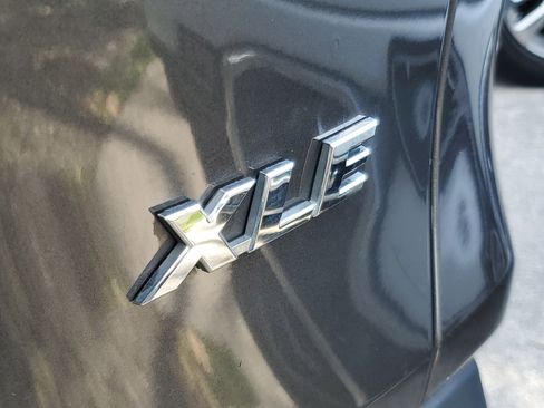Used 2024 Toyota RAV4 XLE FWD image 10
