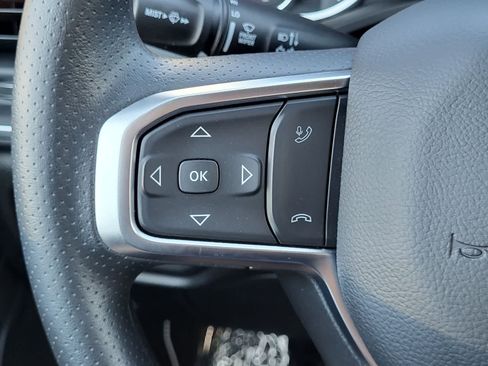 New 2026 RAM 1500 Express AWD/4WD image 14