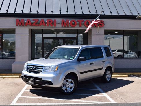 Used 2014 Honda Pilot LX image 2