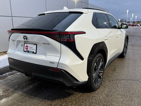 Certified 2023 Toyota bZ4X Limited w/ Weather Package image 41