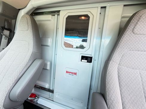 Used 2022 Chevrolet Express 3500 w/ Power Convenience Package RWD image 31