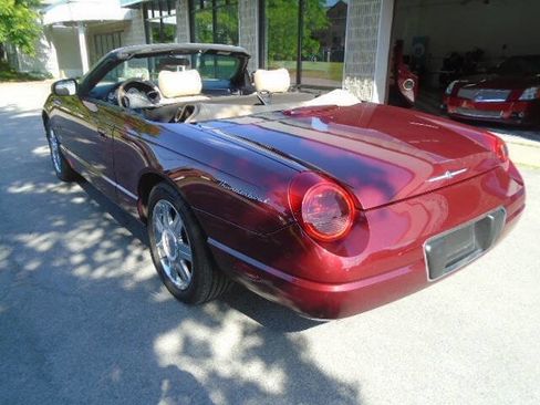 Used 2004 Ford Thunderbird RWD image 6