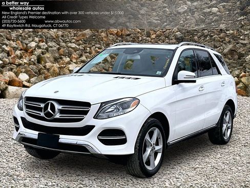 Used 2019 Mercedes-Benz GLE 400 4MATIC w/ Premium 1 Package image 1